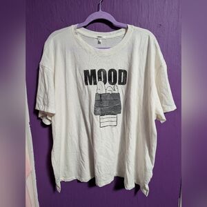 23. Maurices MOOD Cream Snoopy Print Short Sleeve Graphic Tee 2X 18 20